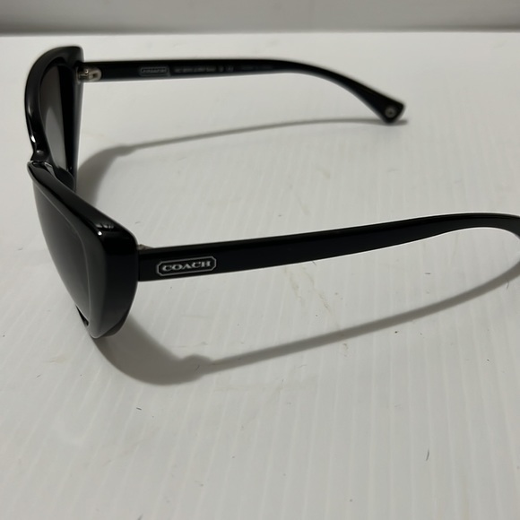 Coach sunglasses - Picture 3 of 3